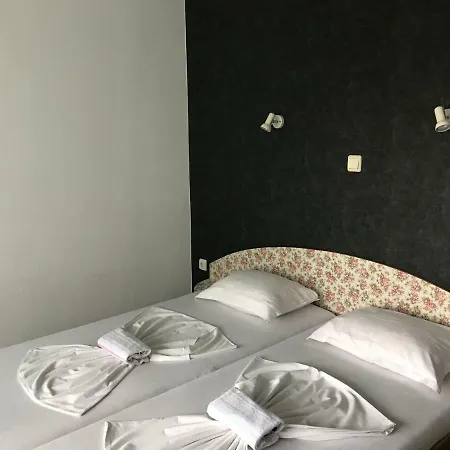 Guest Dimitrovi Guest house